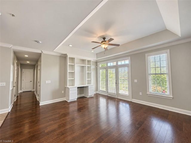 238 E Lewis Street 403, Greensboro, NC 27406