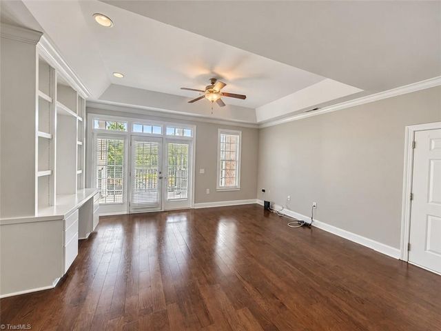 238 E Lewis Street 403, Greensboro, NC 27406