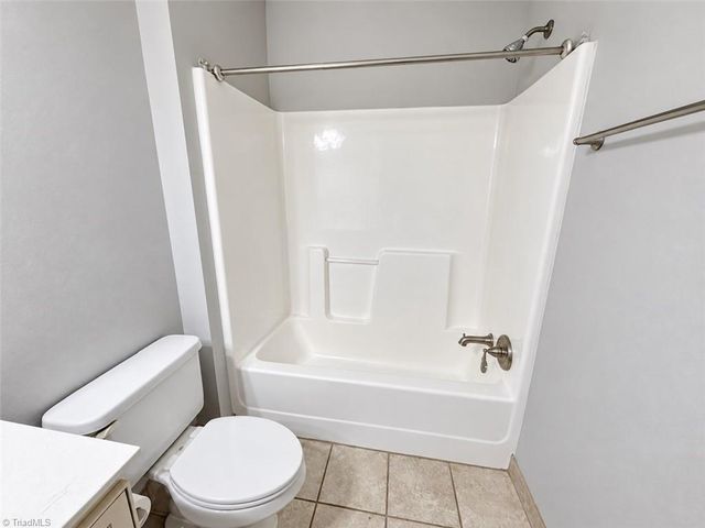 238 E Lewis Street 403, Greensboro, NC 27406