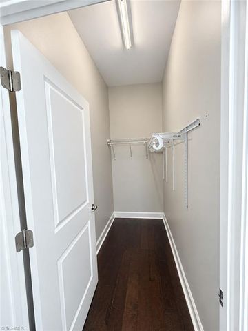 238 E Lewis Street 403, Greensboro, NC 27406