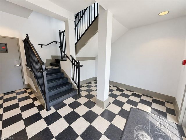 238 E Lewis Street 403, Greensboro, NC 27406