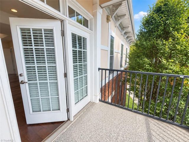 238 E Lewis Street 403, Greensboro, NC 27406
