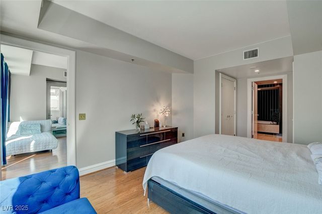 2700 Las Vegas Boulevard 1401, Las Vegas, NV 89109