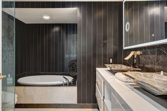 2700 Las Vegas Boulevard 1401, Las Vegas, NV 89109