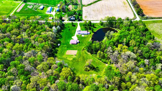 4115 E Olive Branch Road, Bloomfield, IN 47424