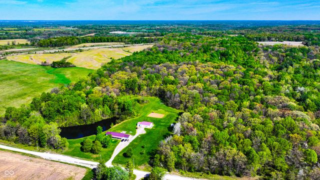 4115 E Olive Branch Road, Bloomfield, IN 47424