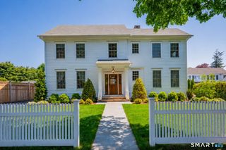 920 Old Post Road, Fairfield, CT 06824