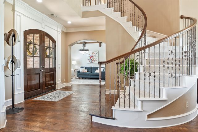 957 Noble Champions Way, Bartonville, TX 76226
