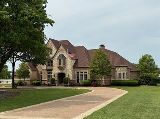 957 Noble Champions Way, Bartonville, TX 76226