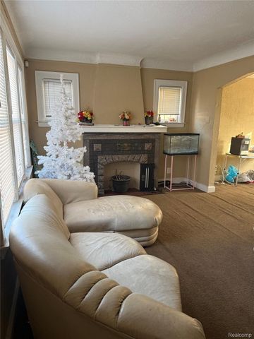 15824 Snowden Street, Detroit, MI 48227