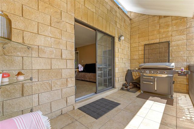 2837 NE 3RD STREET 203, Ocala, FL 34470