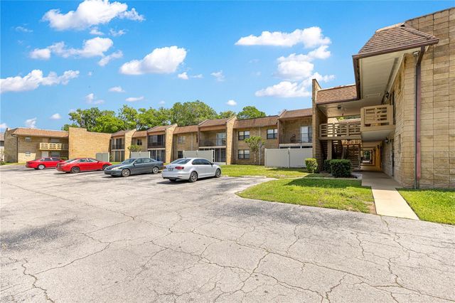 2837 NE 3RD STREET 203, Ocala, FL 34470