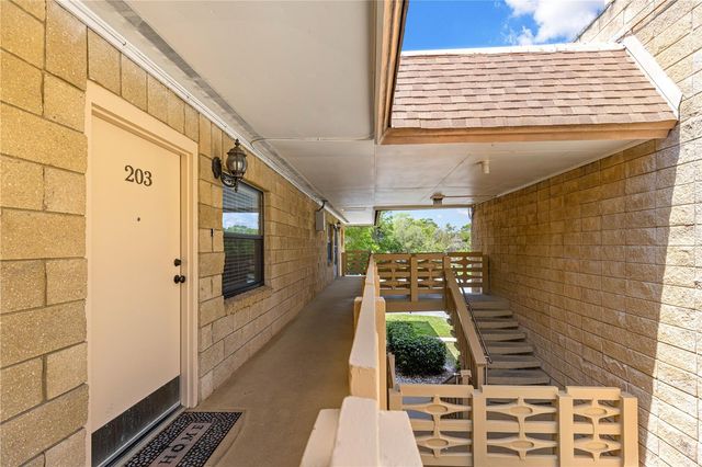 2837 NE 3RD STREET 203, Ocala, FL 34470