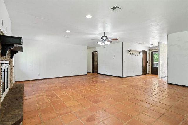 2140 Kimberlee Court, Norman, OK 73026