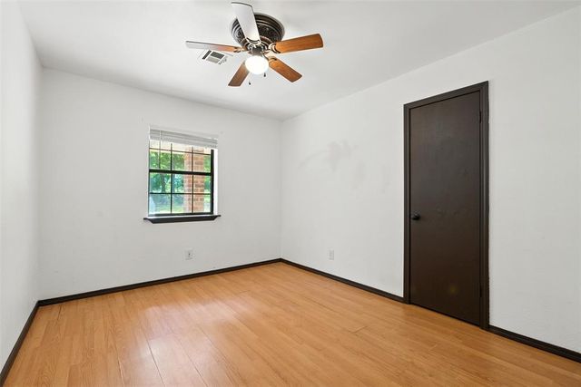 2140 Kimberlee Court, Norman, OK 73026