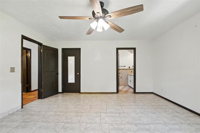 2140 Kimberlee Court, Norman, OK 73026