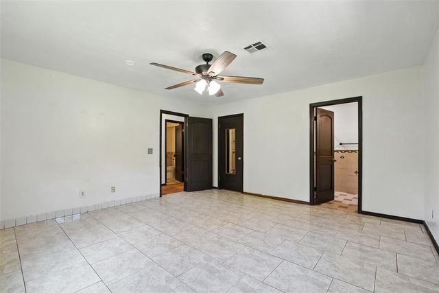 2140 Kimberlee Court, Norman, OK 73026