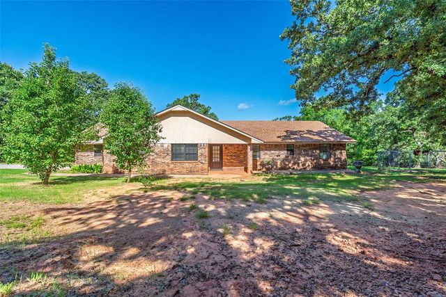 2140 Kimberlee Court, Norman, OK 73026
