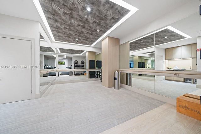 3400 SW 27th Ave 1805, Miami, FL 33133