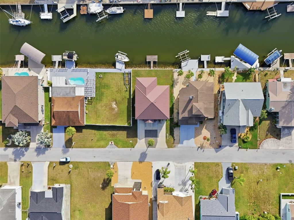 Image 4 of property listing at 7332 ISLANDER LANE, Hudson, FL 34667