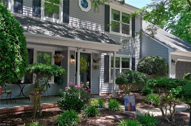 608 Woodcott DR, Chesapeake, VA 23322