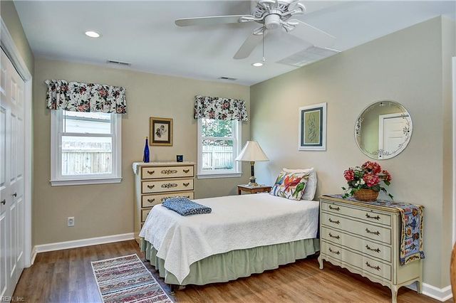 608 Woodcott DR, Chesapeake, VA 23322