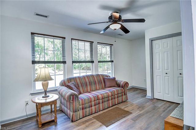 608 Woodcott DR, Chesapeake, VA 23322