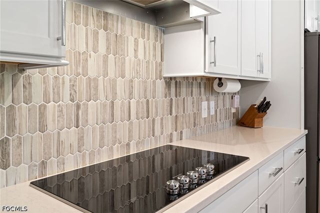 4057 E Hampton CIR, Alva, FL 33920