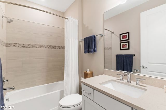 4057 E Hampton CIR, Alva, FL 33920