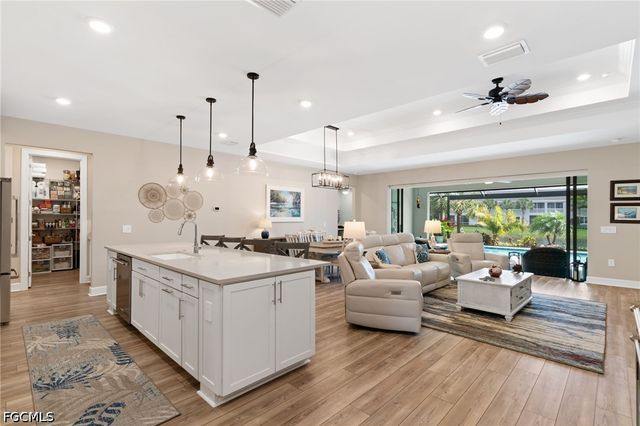 4057 E Hampton CIR, Alva, FL 33920