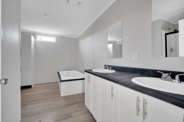 14982 Hyde A Way Lane, Mabank, TX 75147