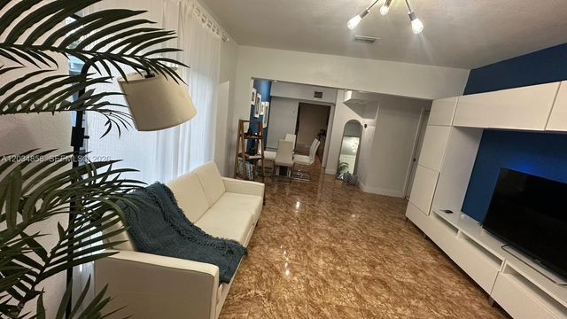 2343 NW 102nd Street, Miami, FL 33147