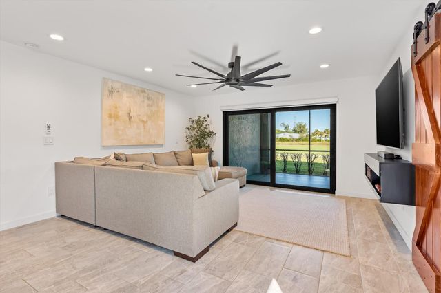 7932 Eastlake Drive 18 G, Boca Raton, FL 33433