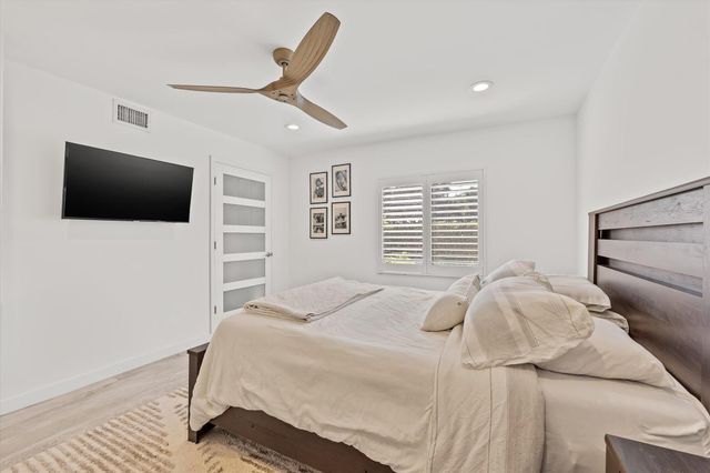 7932 Eastlake Drive 18 G, Boca Raton, FL 33433