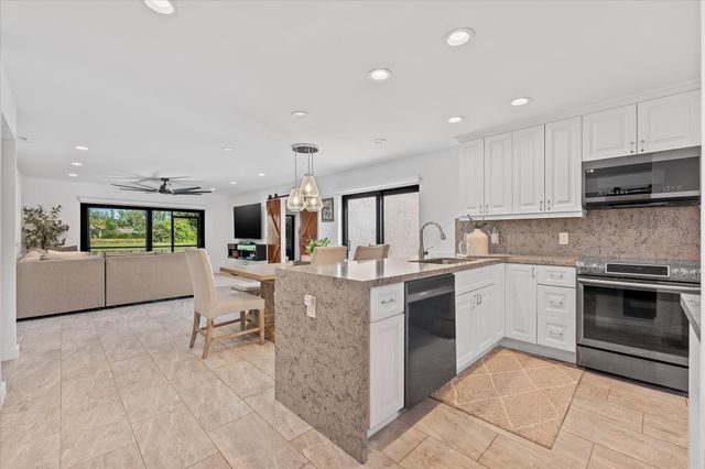 7932 Eastlake Drive 18 G, Boca Raton, FL 33433