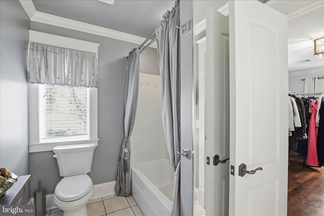 137 E WOODS DR, Lititz, PA 17543