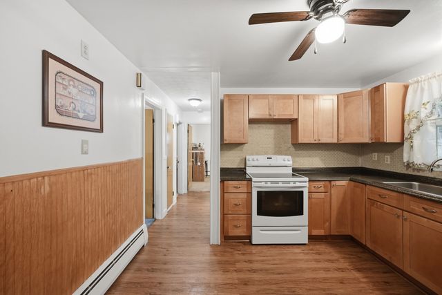 605 Chandler St, Worcester, MA 01602