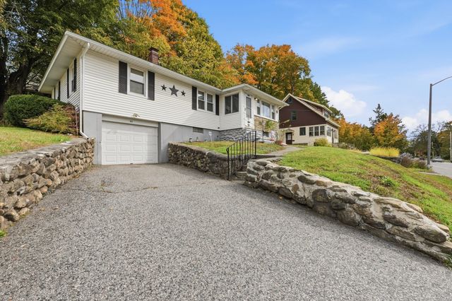 605 Chandler St, Worcester, MA 01602