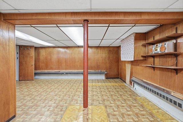 605 Chandler St, Worcester, MA 01602