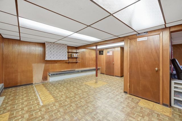 605 Chandler St, Worcester, MA 01602