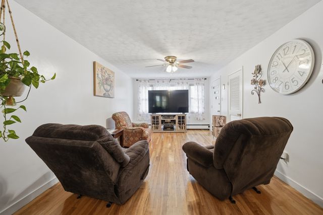 605 Chandler St, Worcester, MA 01602