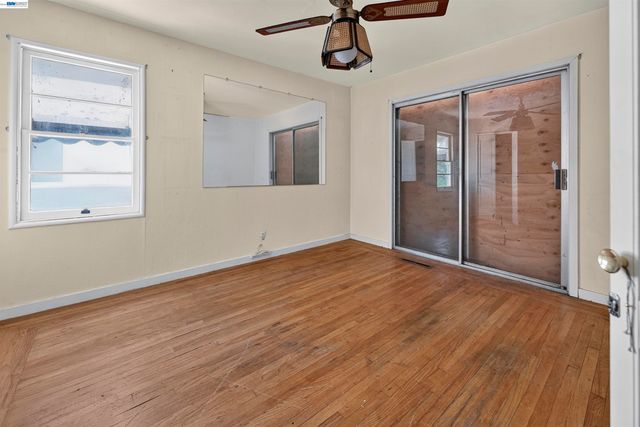 169 Marlow Dr, Oakland, CA 94605