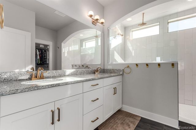 9982 E 60th Avenue, Denver, CO 80238