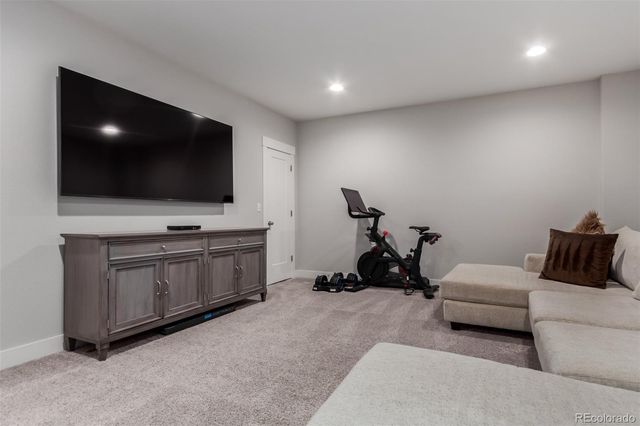 9982 E 60th Avenue, Denver, CO 80238