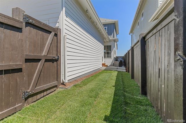 9982 E 60th Avenue, Denver, CO 80238