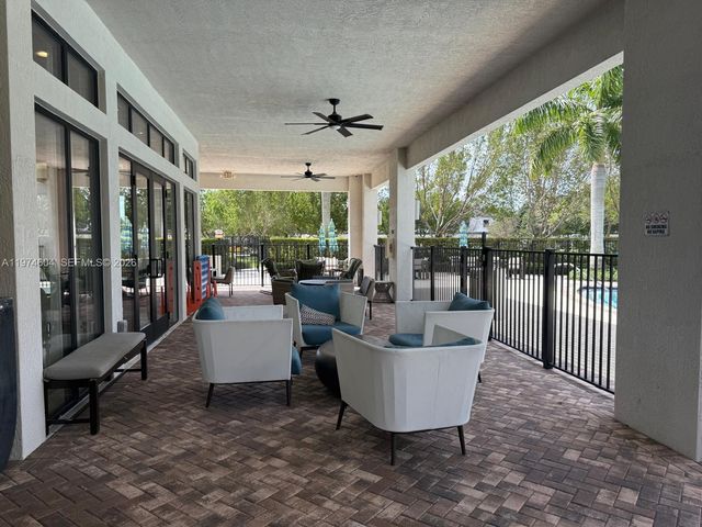 10916 SW 235th Ln, Homestead, FL 33032