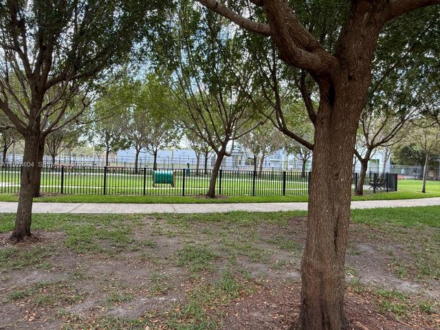 10916 SW 235th Ln, Homestead, FL 33032