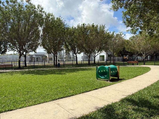 10916 SW 235th Ln, Homestead, FL 33032