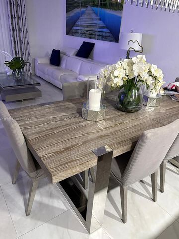 10916 SW 235th Ln, Homestead, FL 33032