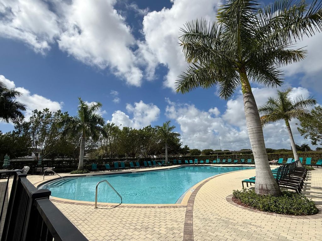 10916 SW 235th Ln, Homestead, FL 33032